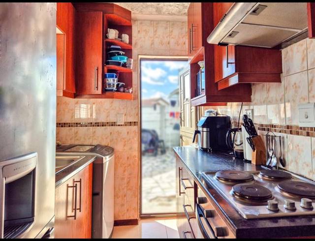 4 BEDROOM HOUSE FOR SALE IN KUILS RIVER SOUTH